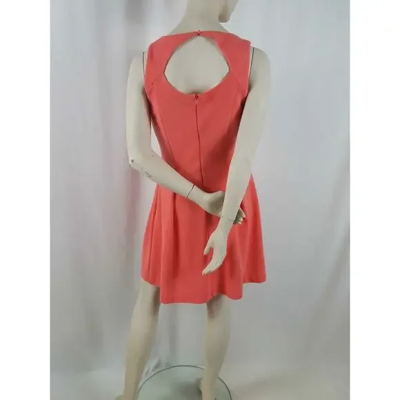 Elle Avant Garden Dress Women's Size 10 Coral Pleated Cut Out Back Sleeveless - Picture 2 of 7